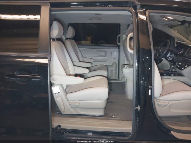 2018 KIA SEDONA L 8