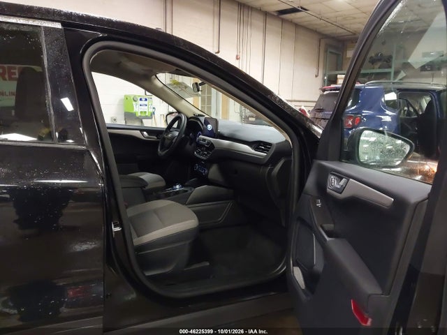 2020 FORD ESCAPE SE 5