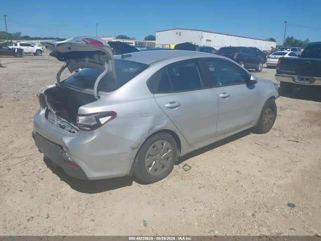 2017 KIA FORTE LX 4