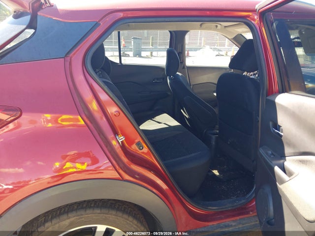 2018 NISSAN KICKS SV 8