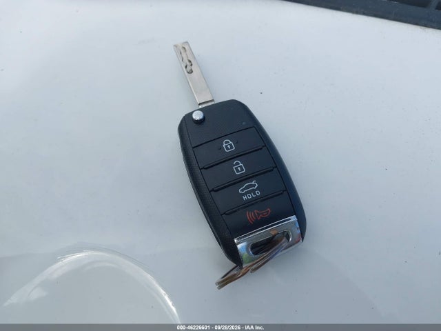 2019 KIA OPTIMA LX 11