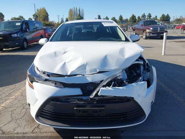 2025 TOYOTA COROLLA LE 12