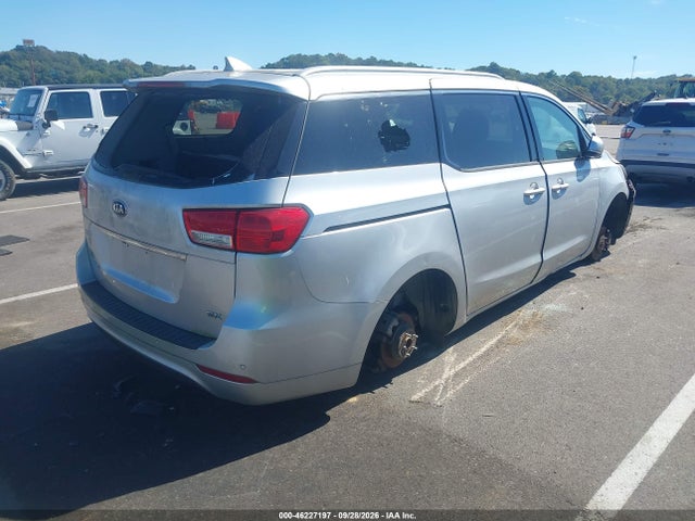 2017 KIA SEDONA SX 4