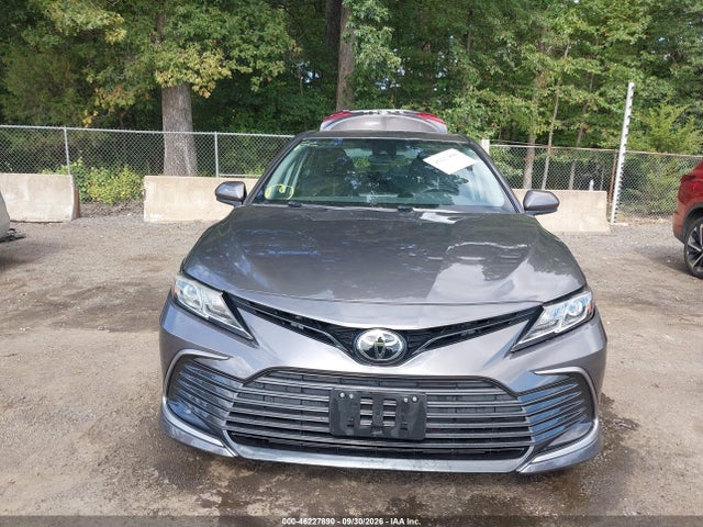 2022 TOYOTA CAMRY LE 12