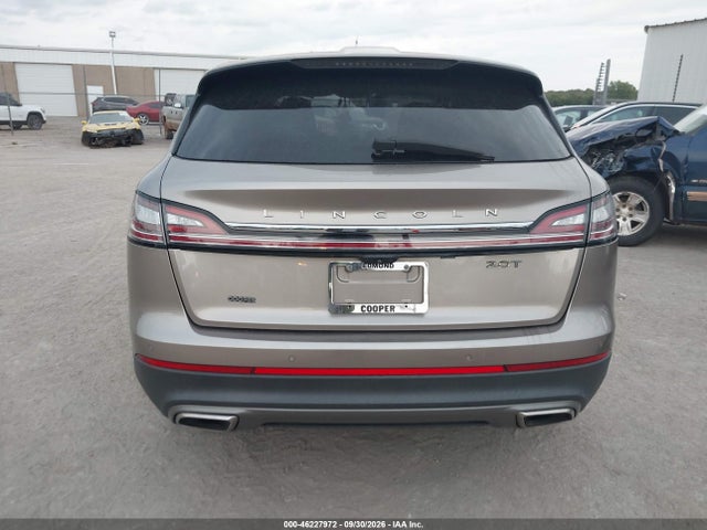 2019 LINCOLN NAUTILUS RESERVE 17