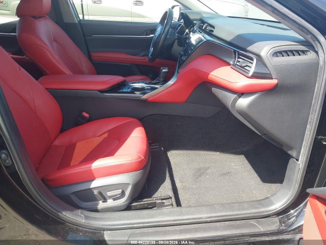 2019 TOYOTA CAMRY XSE 5