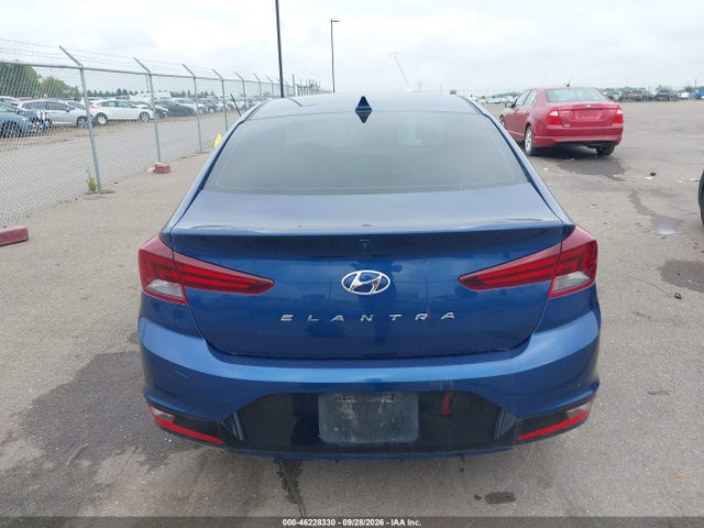 2020 HYUNDAI ELANTRA SEL 16