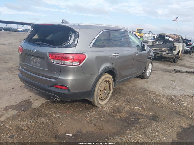 2017 KIA SORENTO 2.4L LX 4