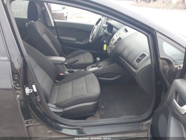 2017 KIA FORTE LX 5