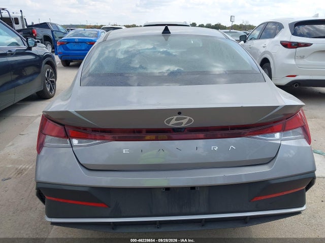 2024 HYUNDAI ELANTRA SEL 16