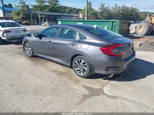2017 HONDA CIVIC EX 3
