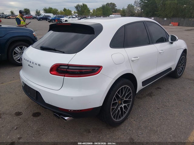 2018 PORSCHE MACAN SPORT EDITION 4