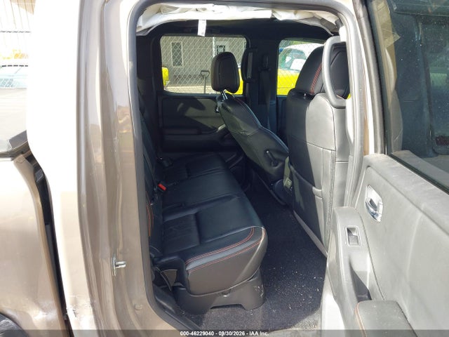 2023 NISSAN FRONTIER PRO-4X 4X4 8