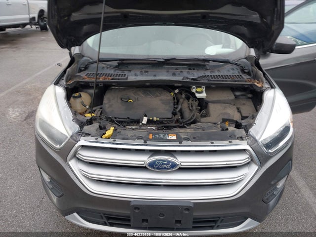 2017 FORD ESCAPE SE 10