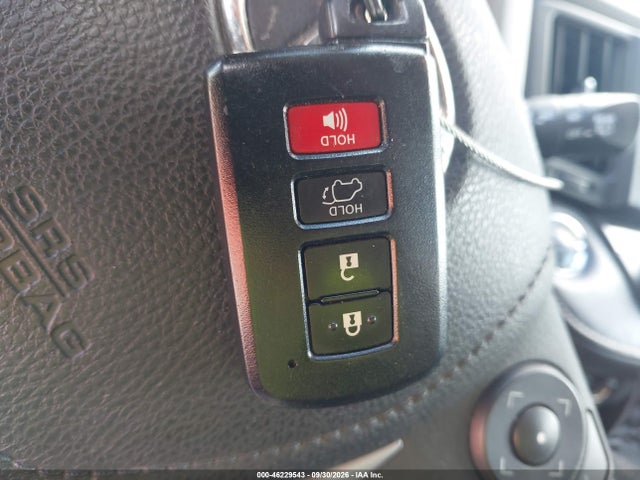 2017 TOYOTA RAV4 LIMITED 11