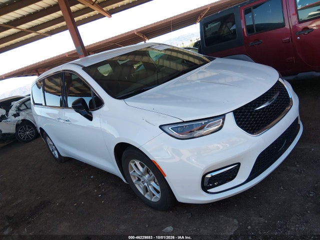 2025 CHRYSLER PACIFICA SELECT 16