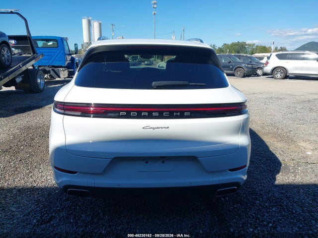 2026 PORSCHE CAYENNE 17