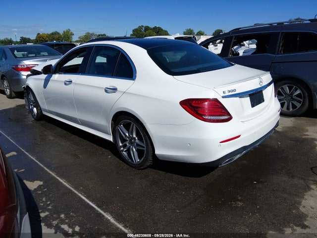 2019 MERCEDES-BENZ E 300 4MATIC 3