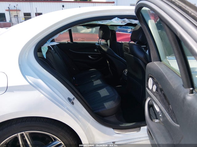 2019 MERCEDES-BENZ E 300 4MATIC 8