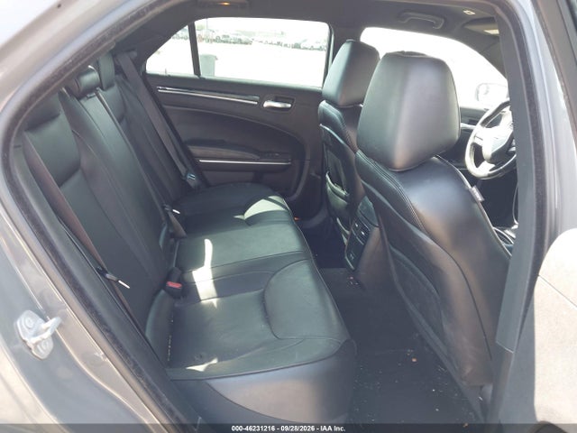 2019 CHRYSLER 300 300S 8