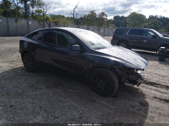 2026 TESLA MODEL Y PREMIUM REAR-WHEEL DRIVE/REAR-WHEEL DRIVE
