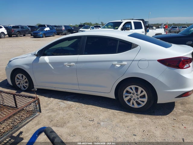 2020 HYUNDAI ELANTRA SE 14