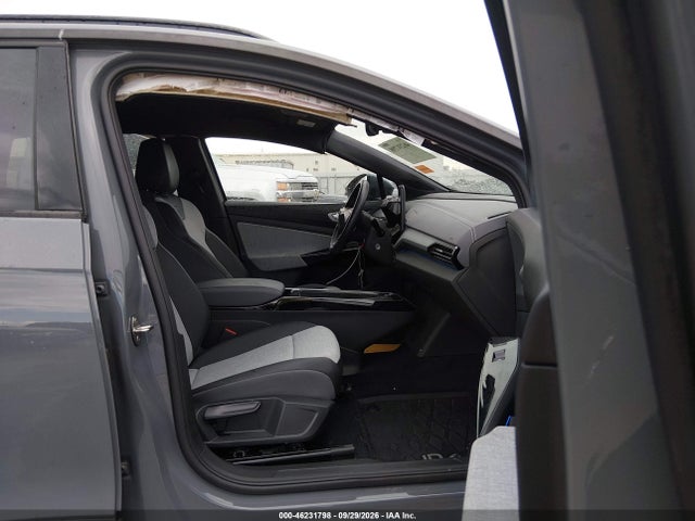 2024 VOLKSWAGEN ID.4 STANDARD 5