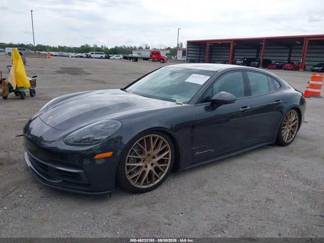 2020 PORSCHE PANAMERA 4 6