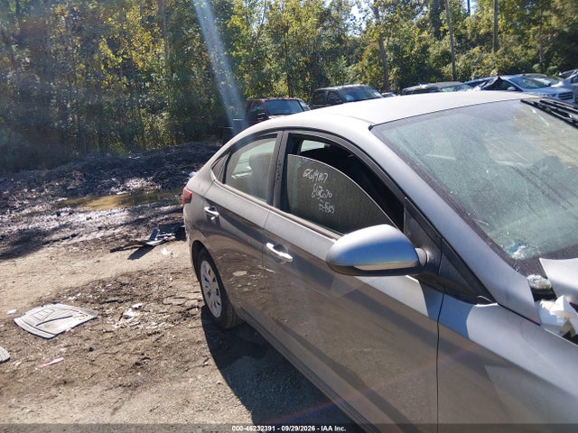 2021 HYUNDAI ACCENT SE 13