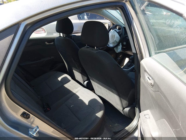 2021 HYUNDAI ACCENT SE 8