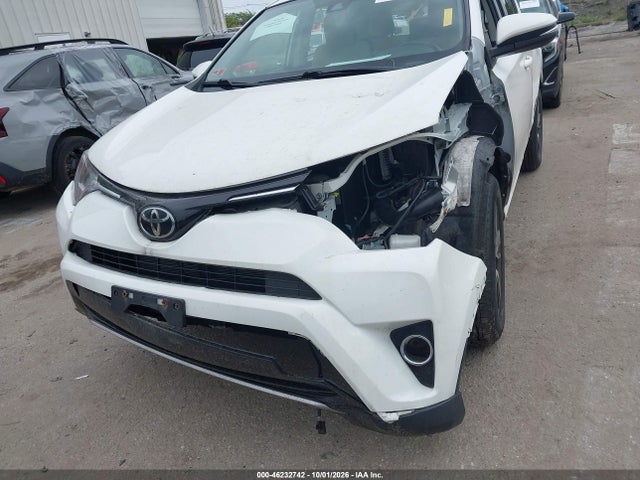 2017 TOYOTA RAV4 XLE 6