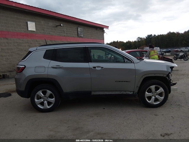 2018 JEEP COMPASS LATITUDE 4X4 13