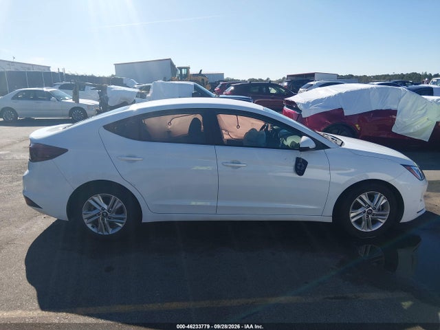 2020 HYUNDAI ELANTRA SEL 12