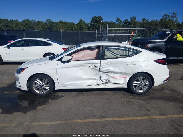 2020 HYUNDAI ELANTRA SEL 13