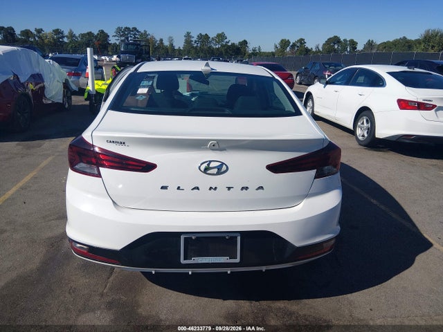 2020 HYUNDAI ELANTRA SEL 15