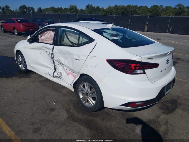 2020 HYUNDAI ELANTRA SEL 3
