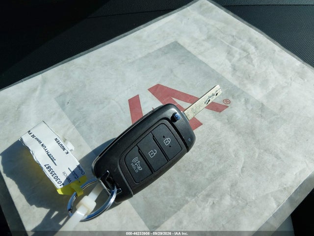 2026 HYUNDAI VENUE SE 11
