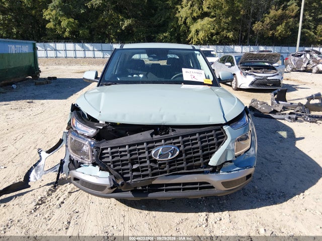 2026 HYUNDAI VENUE SE 12