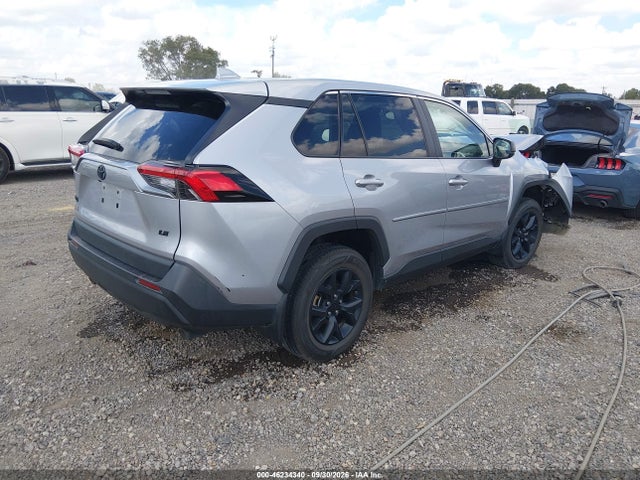 2022 TOYOTA RAV4 LE 4