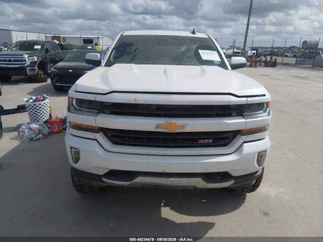 2017 CHEVROLET SILVERADO 1500 2LT 11