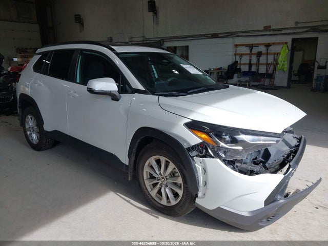 2023 TOYOTA COROLLA CROSS LE