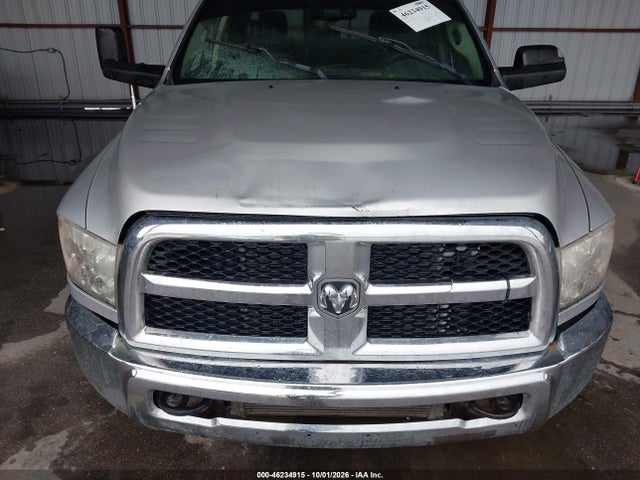 2017 RAM 3500 SLT 4X4 8' BOX 19