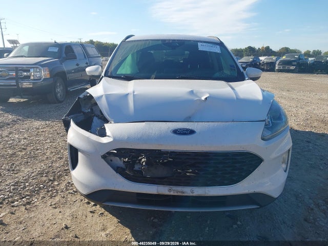 2020 FORD ESCAPE SEL 12