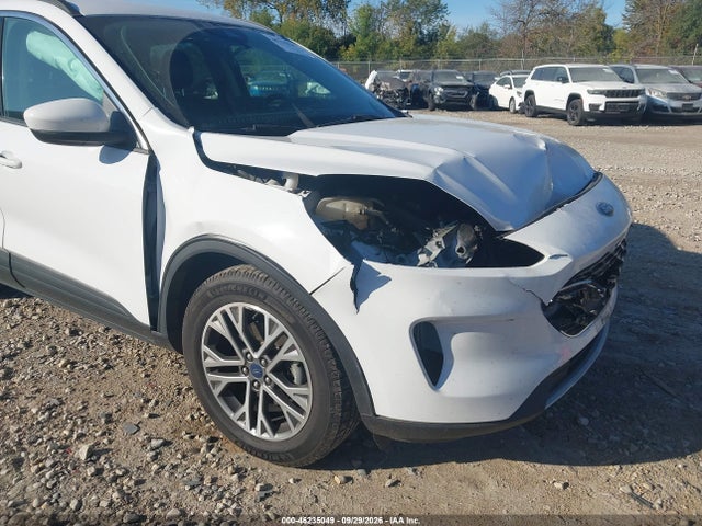 2020 FORD ESCAPE SEL 6