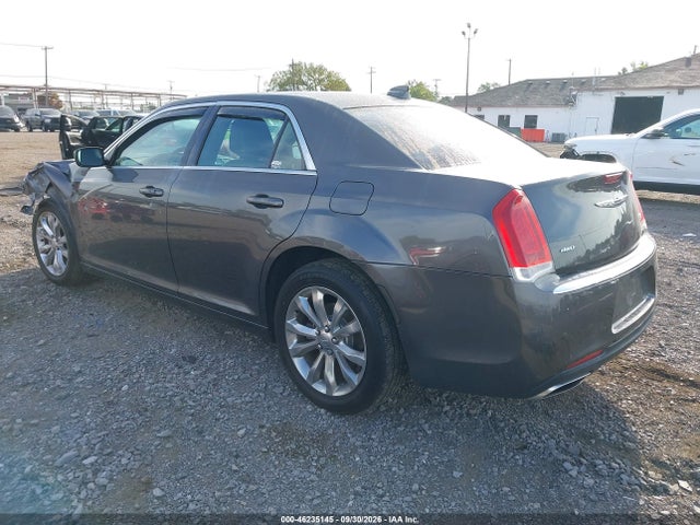 2017 CHRYSLER 300 LIMITED AWD 3