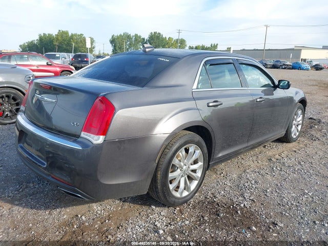 2017 CHRYSLER 300 LIMITED AWD 4