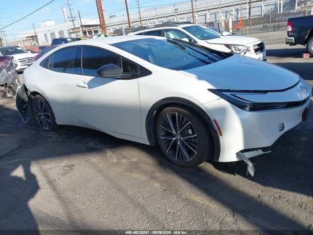 2024 TOYOTA PRIUS XLE