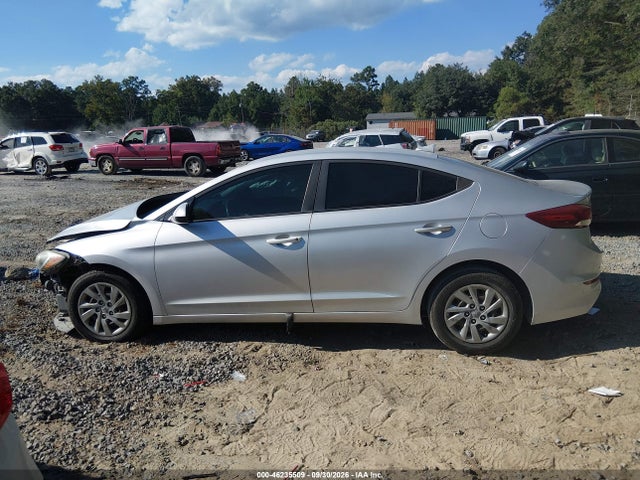 2017 HYUNDAI ELANTRA SE 15