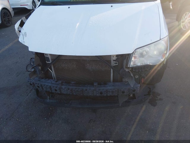 2017 DODGE GRAND CARAVAN SE 6