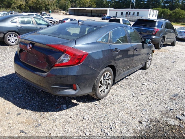 2017 HONDA CIVIC EX 4